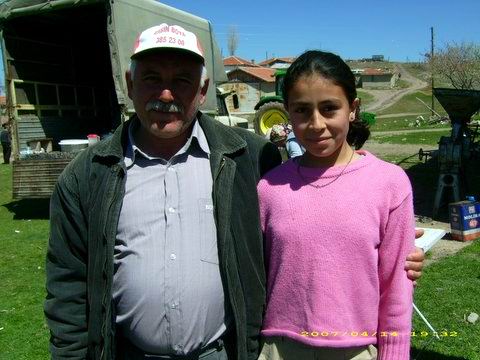 HALiT KARA VE KIZI